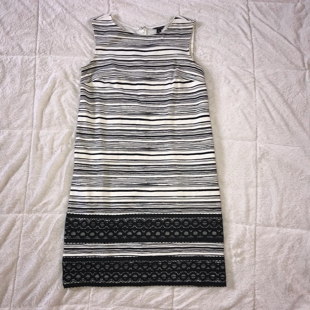 ANN TAYLOR SHIFT DRESS